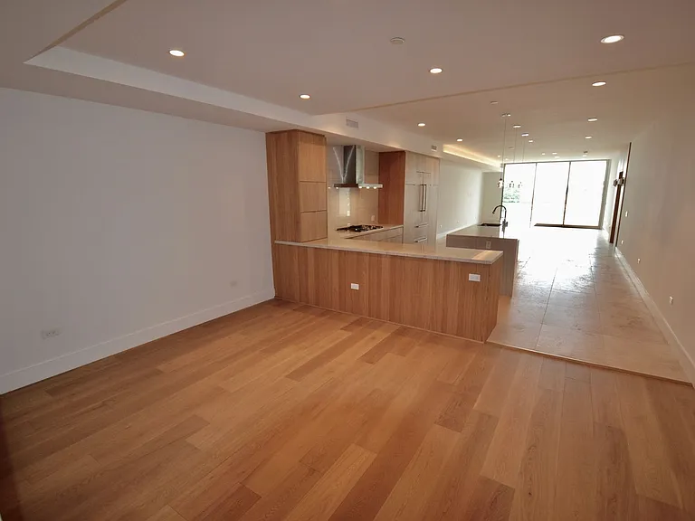2750 4th Ave #304 — Photo 12