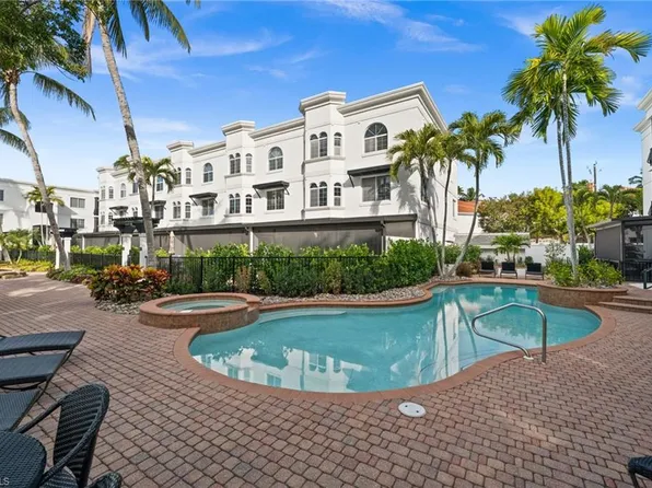 441 4th AVE S #304, NAPLES, FL 34102