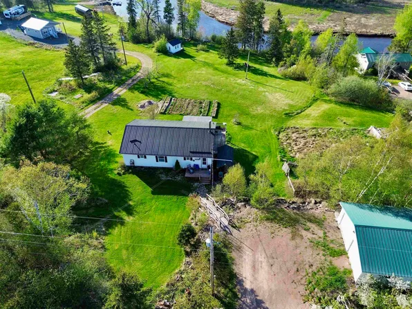 765 Green Rd, Cumberland, NS B4H 3X9