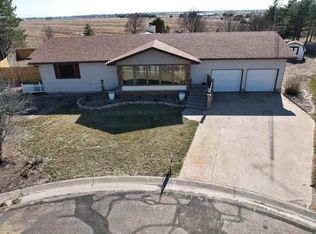 705 Southwood Ct, Quinter, KS 67752