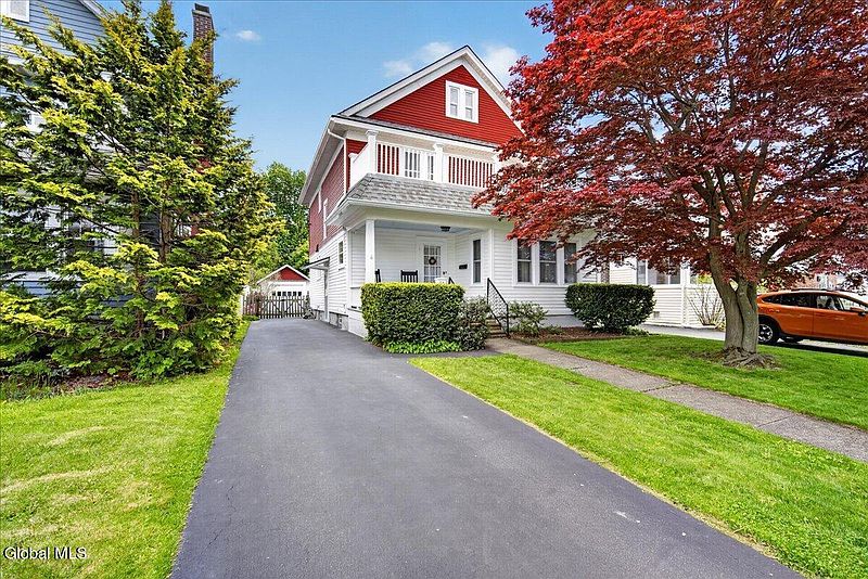 2nd image of 51 Cardinal Avenue
