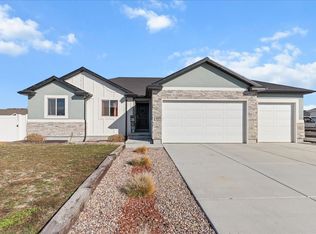 237 S Jodi Ln, Grantsville, UT 84029