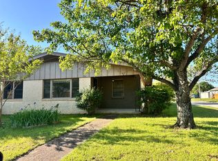 171 5th St, Healdton, OK 73438