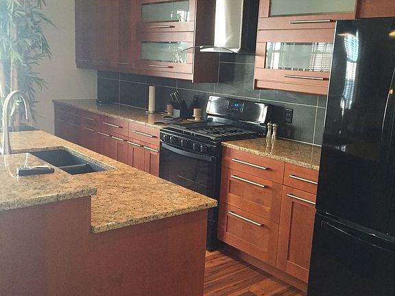 4th image of 26 E Superior St Ste 405
