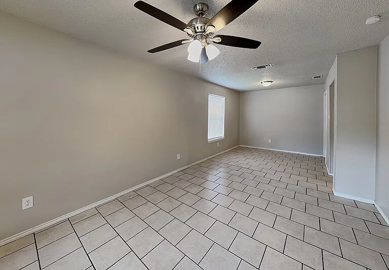 5006 Norma St — Photo 4