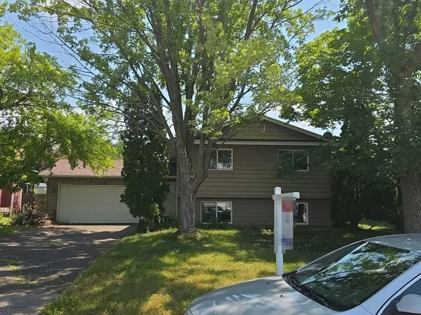 7589 Homestead Ave S, Cottage Grove, MN 55016