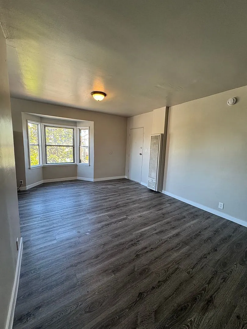 Studio, 1.0 bath, 380 sqft, $1,450 — Photo 4