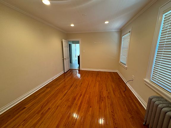 5th image of 430 Highland Ave #1