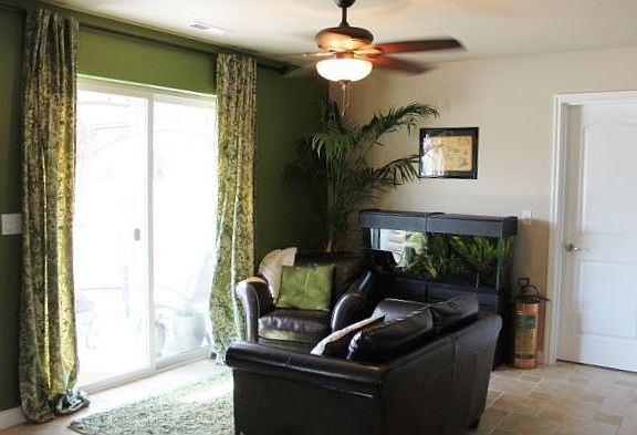 Door leads to Patio