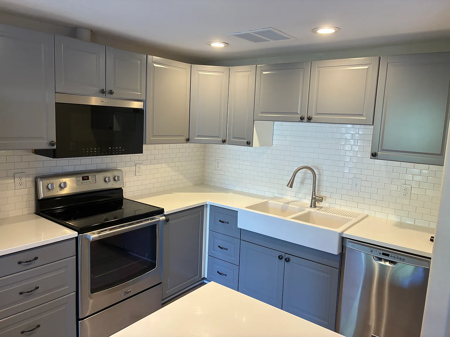 3 bed, 2.5 bath, 1345 sqft, $2,195 — Photo 3
