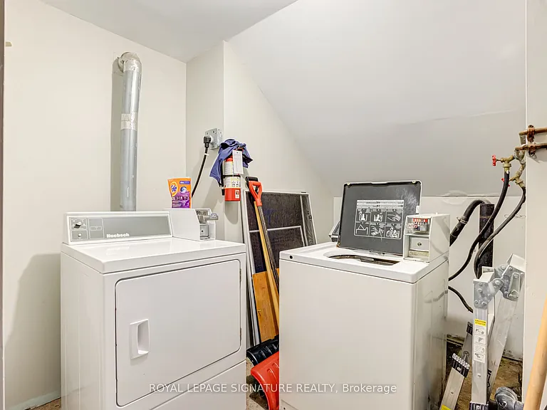 855 Simcoe St N #3 — Photo 41
