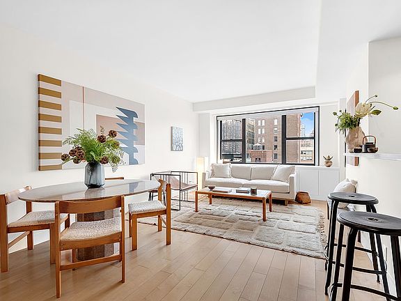 2nd image of 7 E 14th St APT 21H