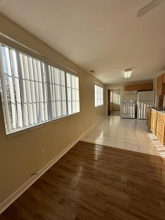 420 North St — Photo 1