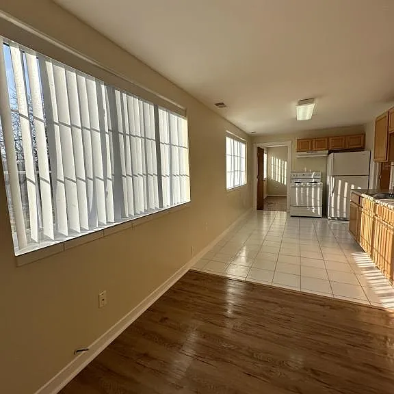 420 North St — Photo 1