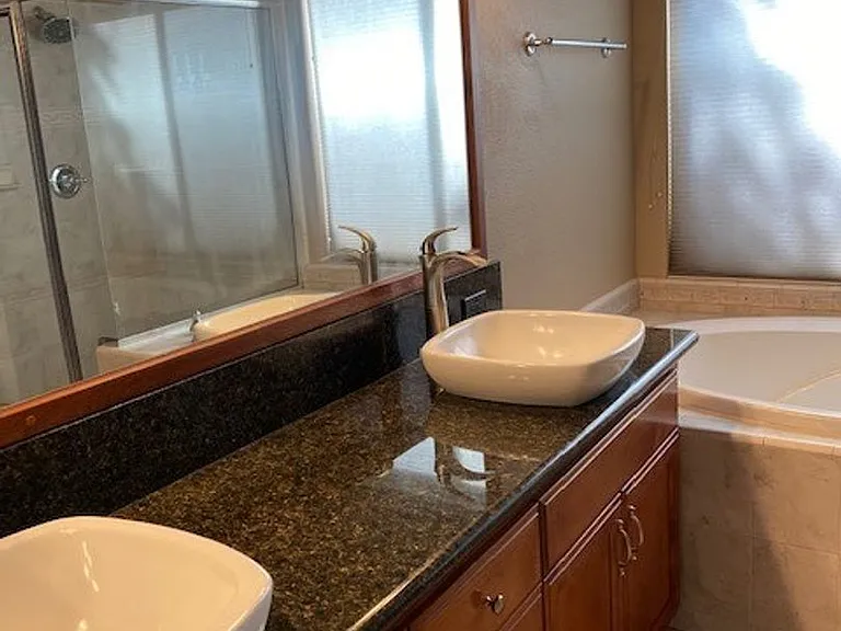 518 Castenda Dr — Photo 12