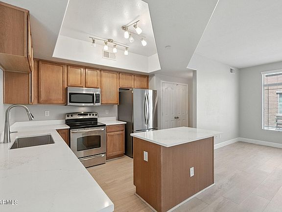 5th image of 900 S 94th St APT 1087