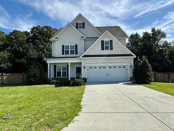 2nd image of 29 Farm Meadow Court