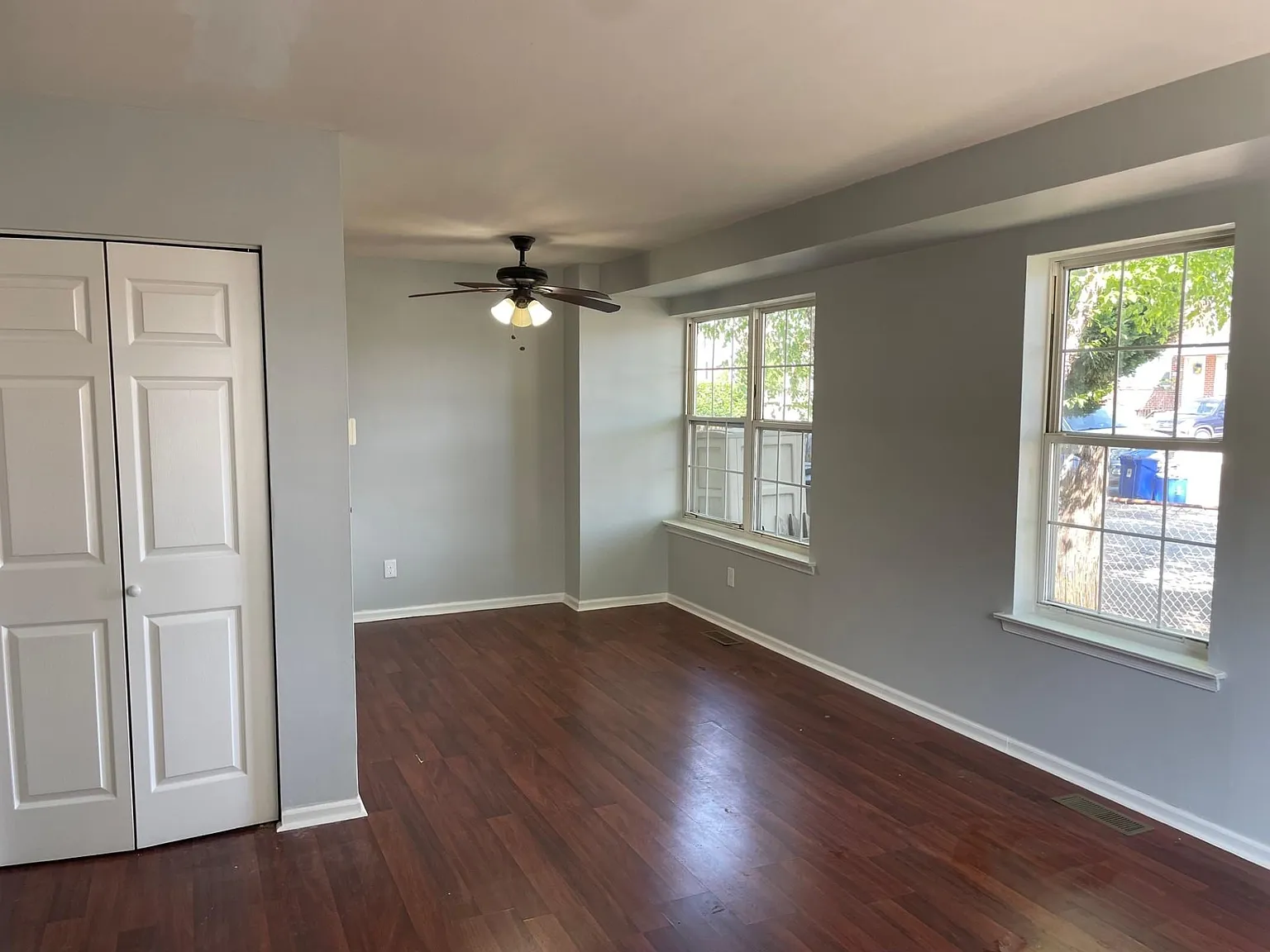 2035 Grant Ave — Photo 3