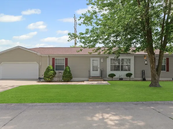 1254 Marshall Cir, Urbana, IL 61802