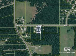 30380 Riggs St, Elberta, AL 36530