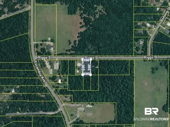 30380 Riggs St, Elberta, AL 36530