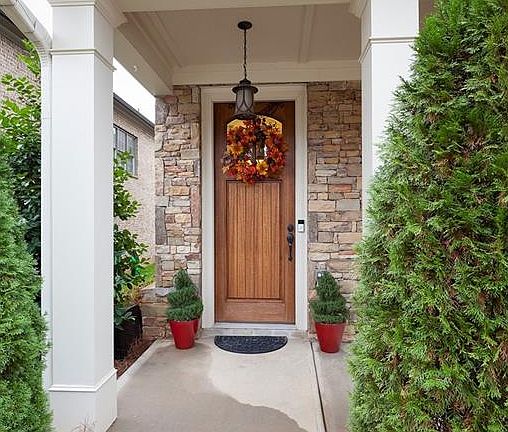 2nd image of 2130 Cheyanne Dr SE