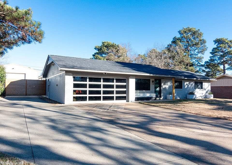 1st image of 4306 Idalou Dr
