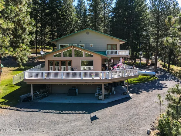 120 Big Rock Rd, Naches, WA 98937