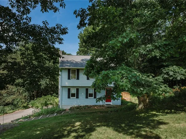 380 Abbey Rd, Indiana, PA 15701