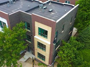 8130 Lincoln Ave, Skokie, IL 60077