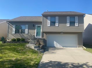 19480 T St, Omaha, NE 68135