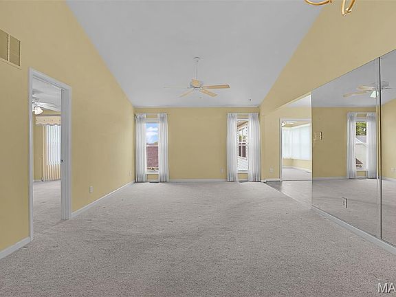 5th image of 10276 Highbury Ln