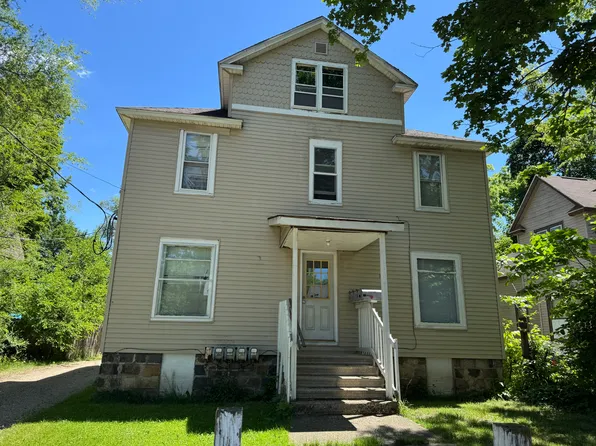 1315 March St APT 2, Kalamazoo, MI 49001