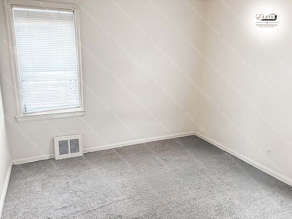 3rd image of 15711 Rossini Dr