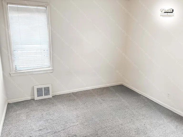 15711 Rossini Dr — Photo 3