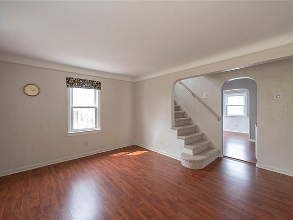 2nd image of 20531 Morris Ave