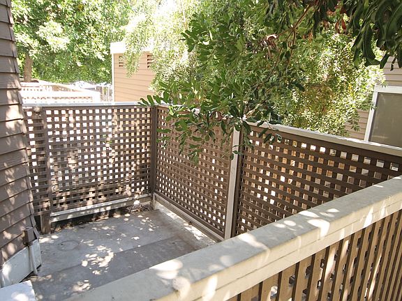 5th image of 15135 Nordhoff St Unit 18
