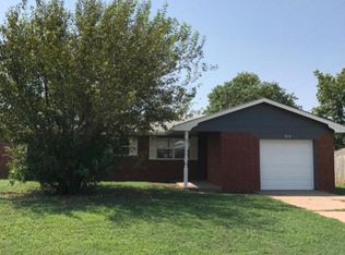 805 E Rosa St, Shawnee, OK 74804