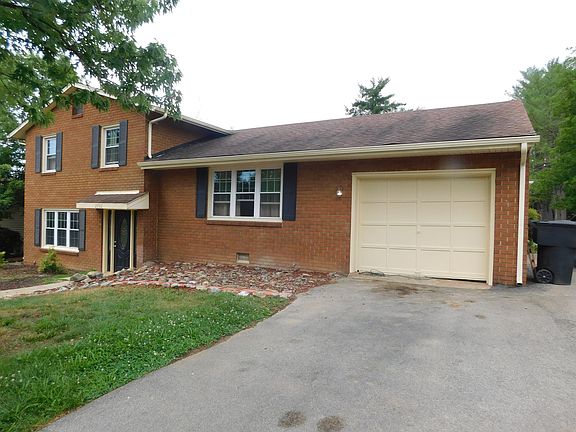 2nd image of 2732 Tully Dr