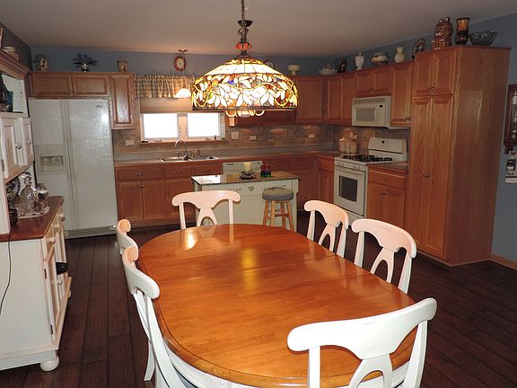 4th image of 16349 W Celtic Cir