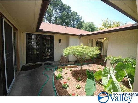 2nd image of 1920 Wrenwood Dr SE