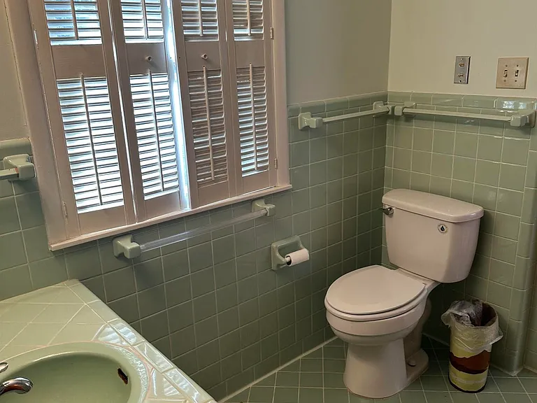 102 Jones Valley Dr SE — Photo 16