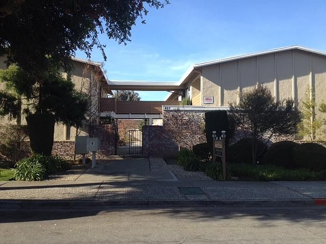 1st image of 427 Acalanes Dr #18
