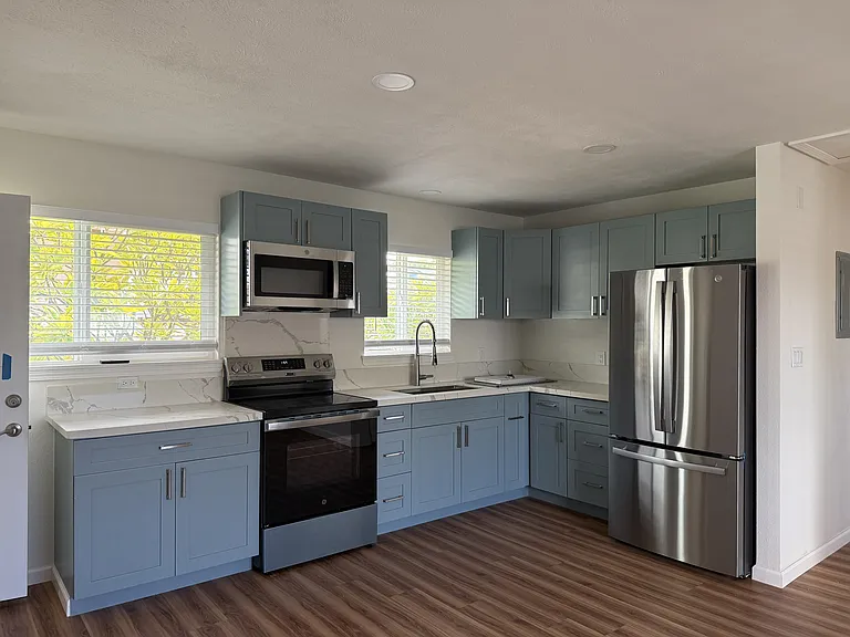 3317 Catherine St #B — Photo 1