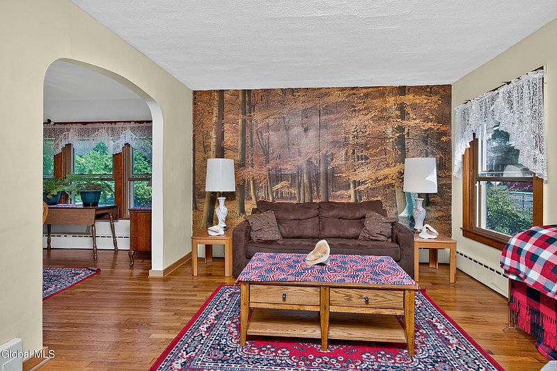 2nd image of 4116 Albany Street