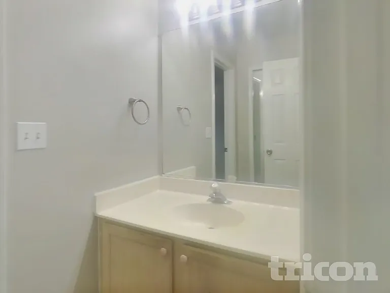 3182 Gainsborough Ct — Photo 14