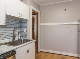 1164 Emerald St APT 1, Madison, WI 53715