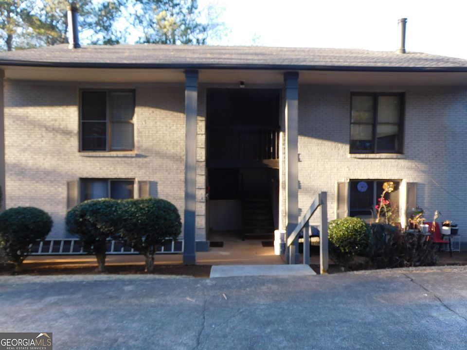 1st image of 1288 Britain Dr