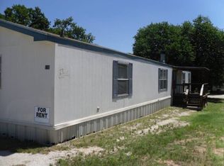 110 Leisure Ln, Llano, TX 78639