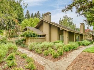 11418 Coloma Rd, Gold River, CA 95670